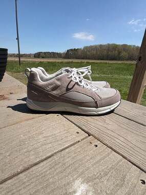 L.L.Bean Men's Comfort Fitness Walking Shoes Suede Mesh Gray Size 10